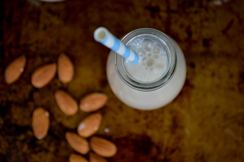 Sprouts & Chocolate: Homemade Vanilla Almond Milk. This stuff is so fresh! Much better than store bought. Step-by-step instructions on how to make your own with pictures. 