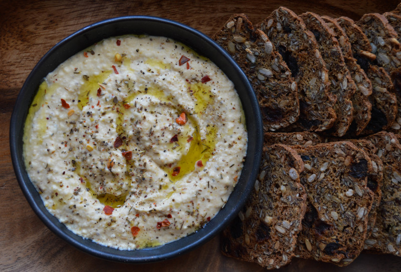 Sprouts & Chocolate: Lemony Za'atar Hummus. Vegan and Gluten Free