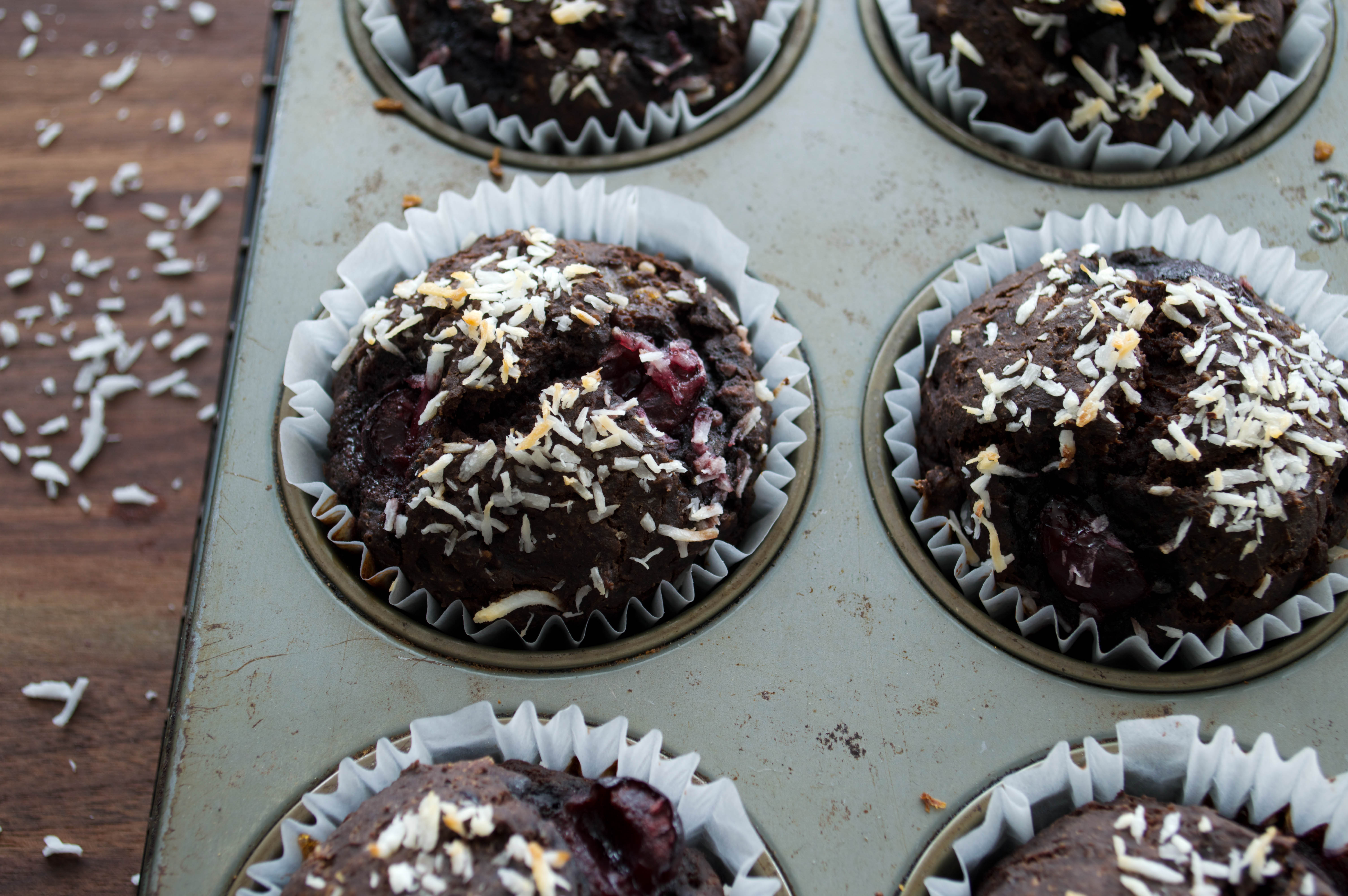 Sprouts & Chocolate: One-Bowl Gluten Free Chocolate Cherry Muffins